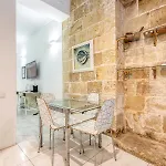 Spacious, Lux 1br In The Capital, By 360 Estates アパート