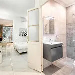 Spacious, Lux 1br In The Capital, By 360 Estates * バレッタ