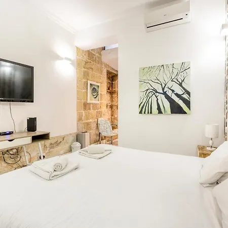 Daire Spacious, Lux 1br In The Capital, By 360 Estates